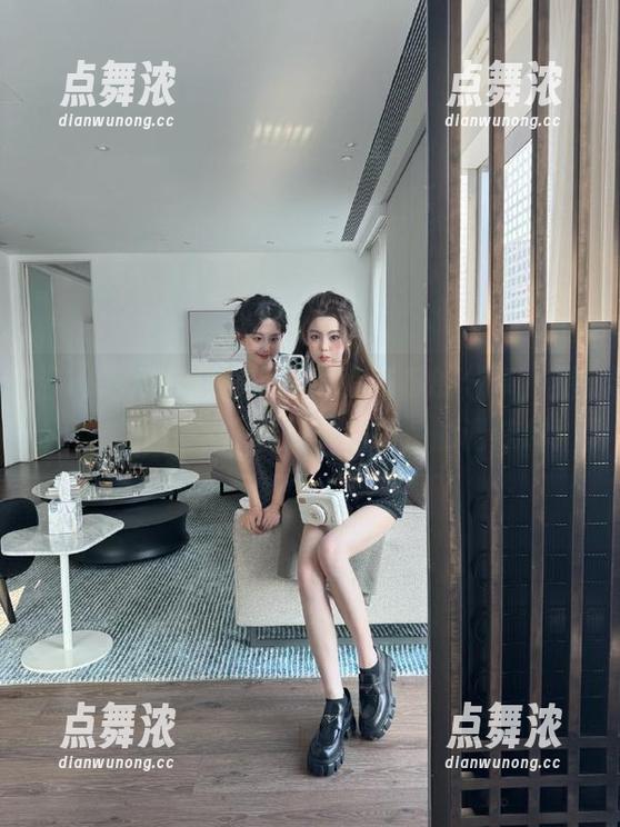 17吃瓜 看到www.17吃瓜的分享,我突然觉得生活需要更多戏剧性的调味料!