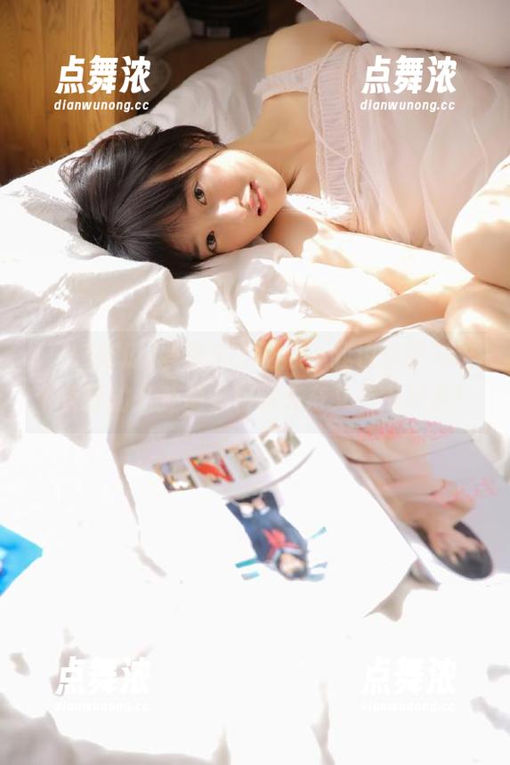 517吃瓜 登录517吃瓜,我也来参与这个疯狂的八卦潮,有点亢奋又有点好奇!