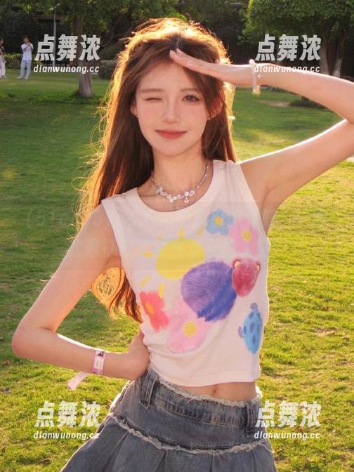 51cg 51cg.fun的瓜口感真好,一咬就像打开了通往欢乐的入口!