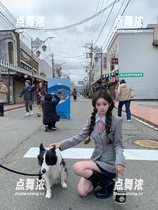 51吃瓜 今日吃瓜心情:酸甜交加,快来51吃瓜分享一下吧!