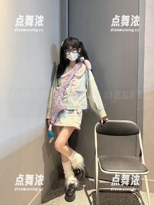 51吃瓜 学霸学姐来捣乱,51吃瓜首页学生专区热闹不已!