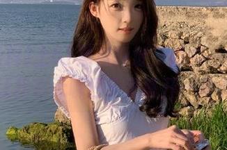 上51黑料网址，偶尔一点小猎奇会让我在无聊日子里盛开一朵小花！