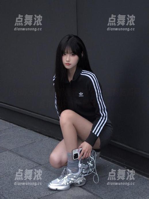 渐渐沉浸在998.su黑料吃瓜网，直达惊诧与怀疑的巅峰！