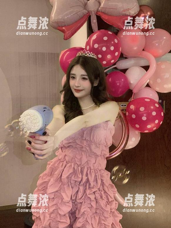 网址998.su教你如何用不走心的态度，轻松成为八卦之王。