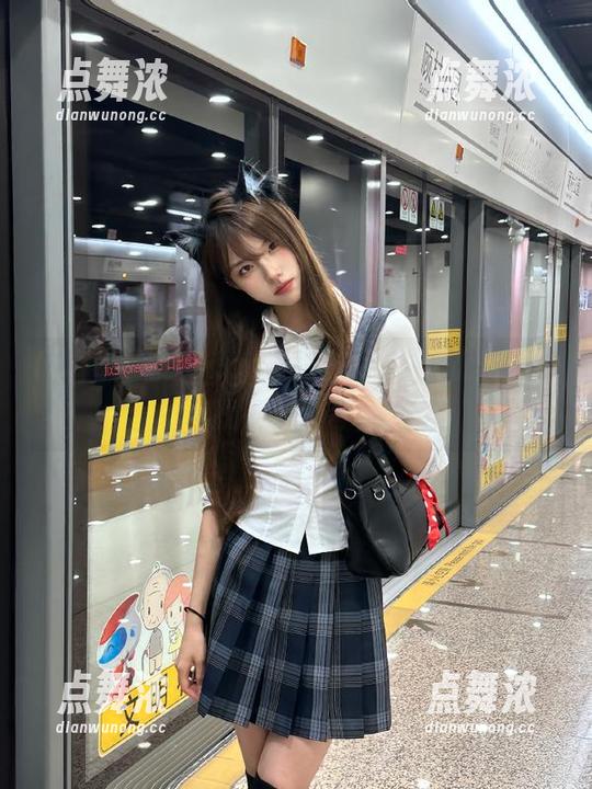 探险cgg，注册地址永久优惠券！黑料就在那里等你品。