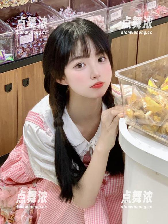 tttzzz18.su 就在tttzzz18.su,黑料链接带你看热闹不嫌事大!