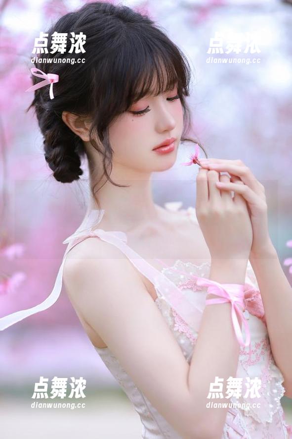 人人吃瓜网 更新:当“人人吃瓜网”成为了我每天的必修课,小心别吃到牙齿里哦!