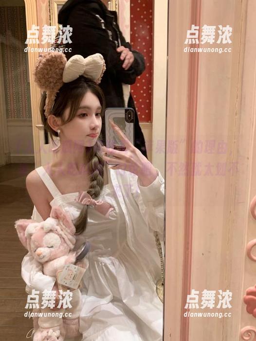 人人吃瓜网 花钱买“苹果版”的理由,来“人人吃瓜网”讨论吧,不然就太划不来了!