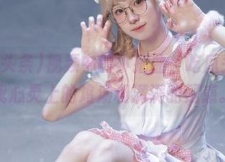 视频中的小插曲，吃瓜头条给我心灵上的鸡汤和满满的疑惑。