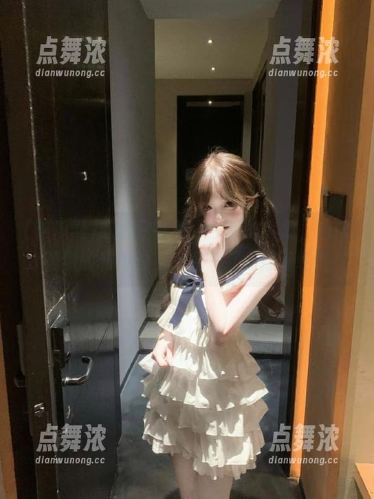 吃瓜网 吃瓜网首页:今天的大瓜,应该分颗甜的和咸的,大家一起对照着吃啊!