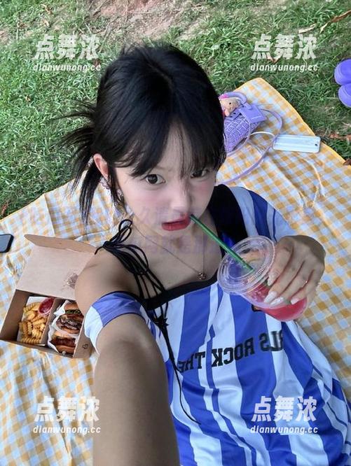 吃瓜网 我的永久清晨藏在朝阳的光影里,吃瓜网就是那道光