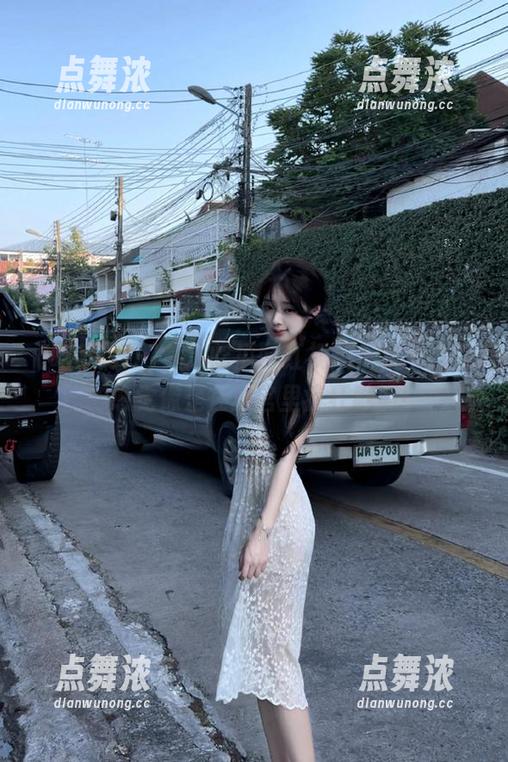 吃瓜网红 痴迷吃瓜网红视频,永不迷路的感觉像是在迷宫里疯狂戳墙!