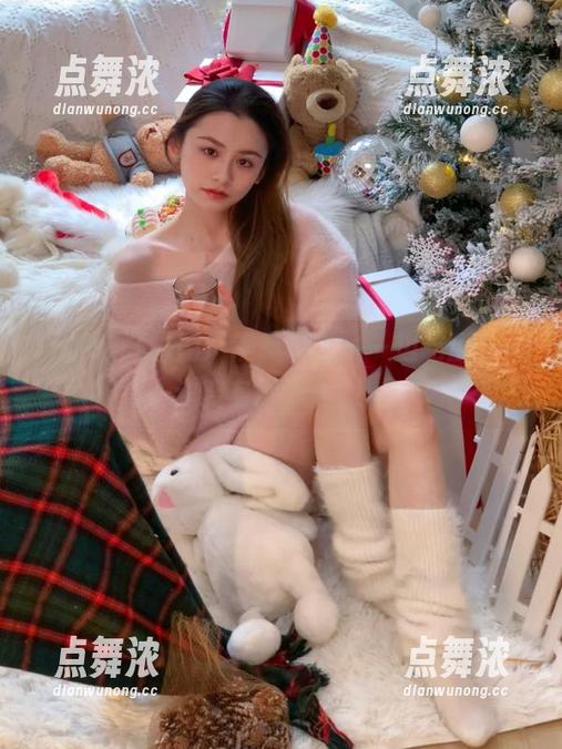 国产黑料网址：一边吃瓜，一边变身八卦侦探！