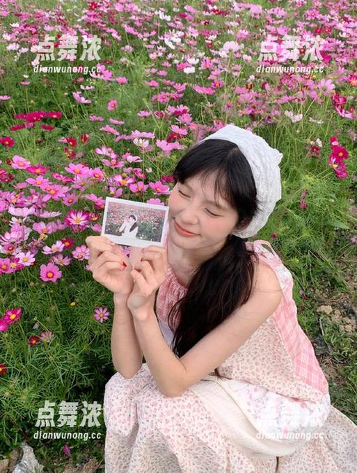 我要吃瓜 虽然有点心虚,但把它们全都收藏在“www.我要吃瓜”里也算不错!