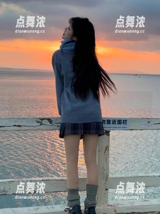 查漏补缺，快去“明星黑料”官网补习花边新闻。