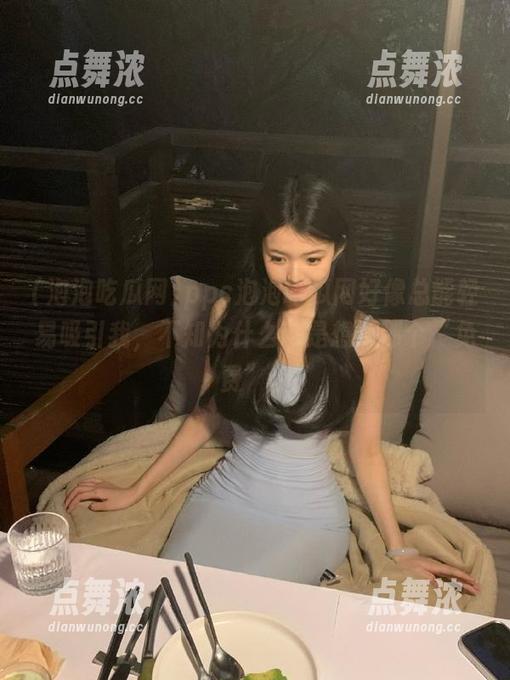 泡泡吃瓜网 ppc泡泡吃瓜网好像总能轻易吸引我,不知为什么就是想要那个“免费”。