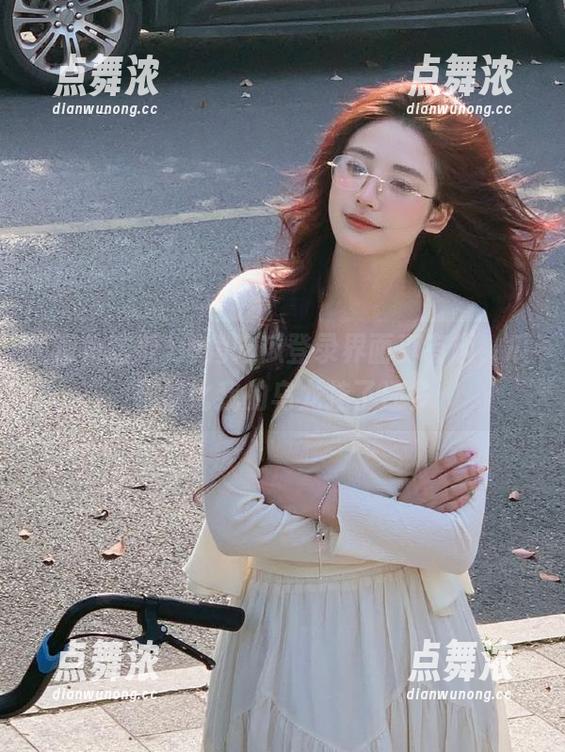 海角吃瓜 海角吃瓜登录界面真有趣,瓜都快比我的乌龙挂了还多