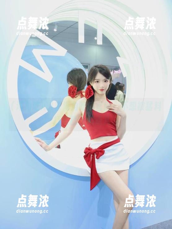 海角吃瓜 来海角吃瓜官网,不想被猛料打脸就小心点儿。