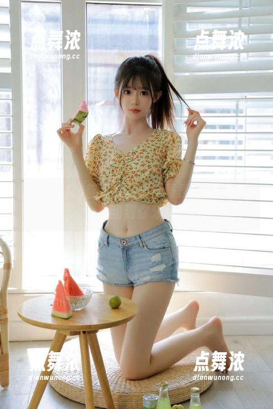 黑哥黑料 首页专栏:黑哥黑料打破四维,瓜甜到你牙疼!