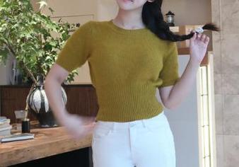 有时候在网页黑料51上看得我忍不住小声嘀咕，这是采访还是剧本啊？