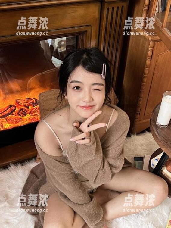 黑料不打烊 从黑料不打烊51的传送门跨进来,瓜有三种选择:嗑瓜,喊冤,或者只默默看!
