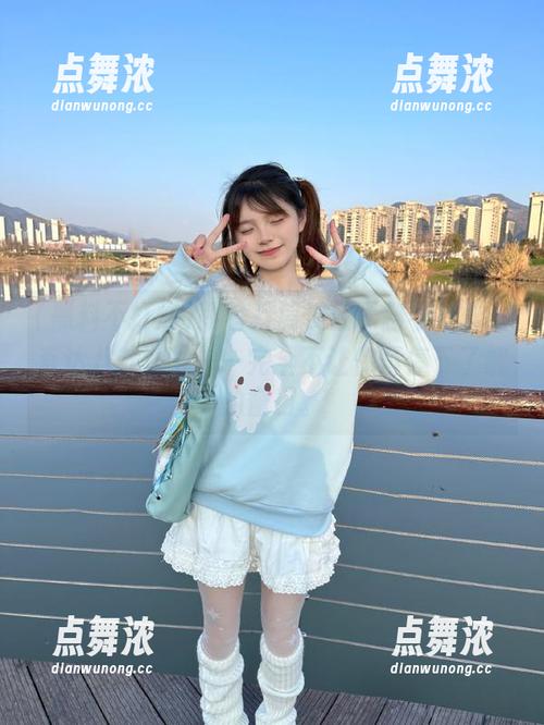 跟着万篇长征黑料不打烊，直达八卦深处——完全不让你再停下了解的窗口。