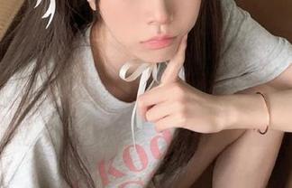 在万里长征黑料不打烊的网页中，蘑菇的故事真像个迷局，无法抵挡。