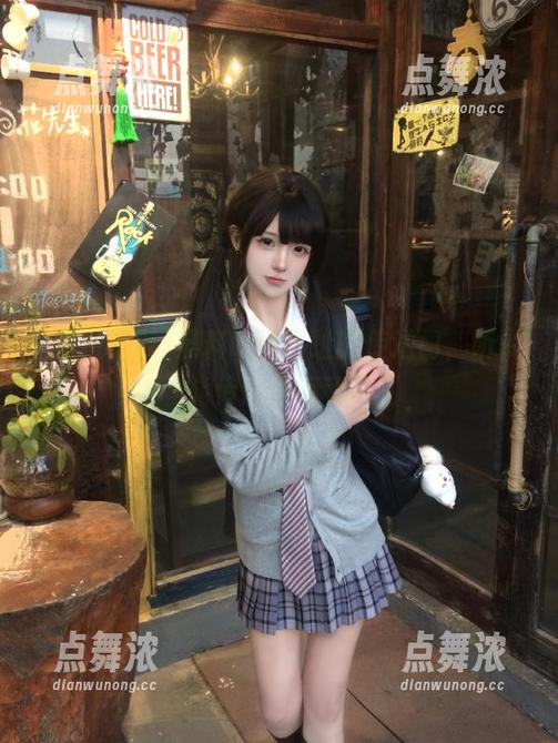 黑料吃瓜网址的传送门，听说能传送好运和瓜