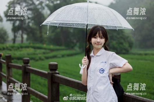 被黑料吃瓜网的视频吸引到麻了，这地址今儿是不是又给换了？