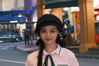 热锅上的蚂蚁，观看黑料吃瓜网里的意外反差