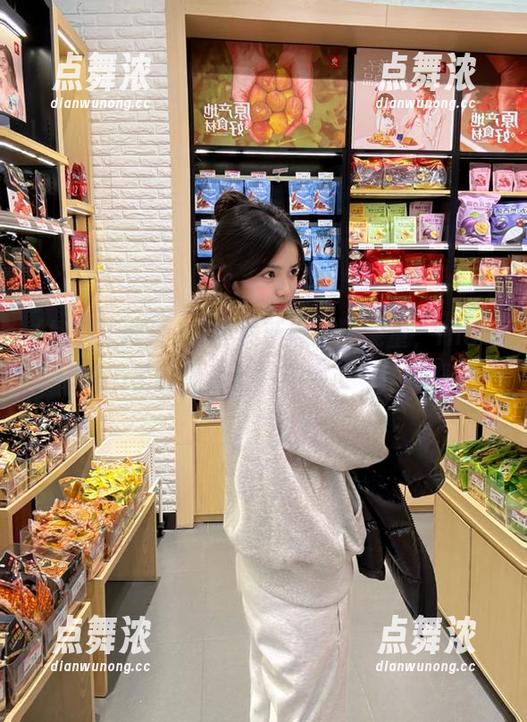 抓住最新黑料正能量，index.php里的神奇居然颠覆了一些常规！