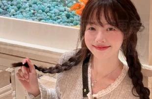 “黑料社”网页被更新成啥样了呢，快让我客观评论一下，我的八卦雷达要上线了！