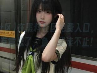 在黑料社区免费入口，真是太有意思了，鱼儿翻滚不止！
