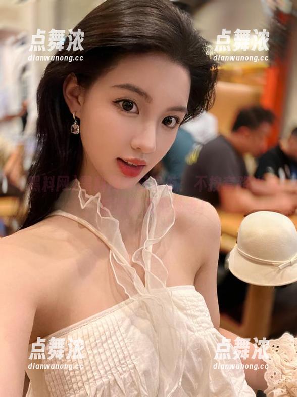 黑料网 黑料网今日导航:不按套路出牌,瓜吃到天荒地老!