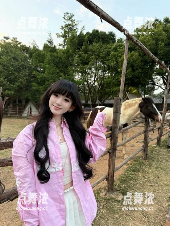 黑料网APP免费下载，进来后你会后悔自己之前都在幸福的盲区里。