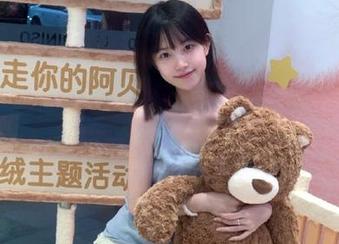 一边吃瓜一边收藏，跟上黑料网的节奏！