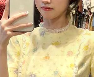 点开美女黑料网站，一步一个脚印，永不迷路于她们的年代记！