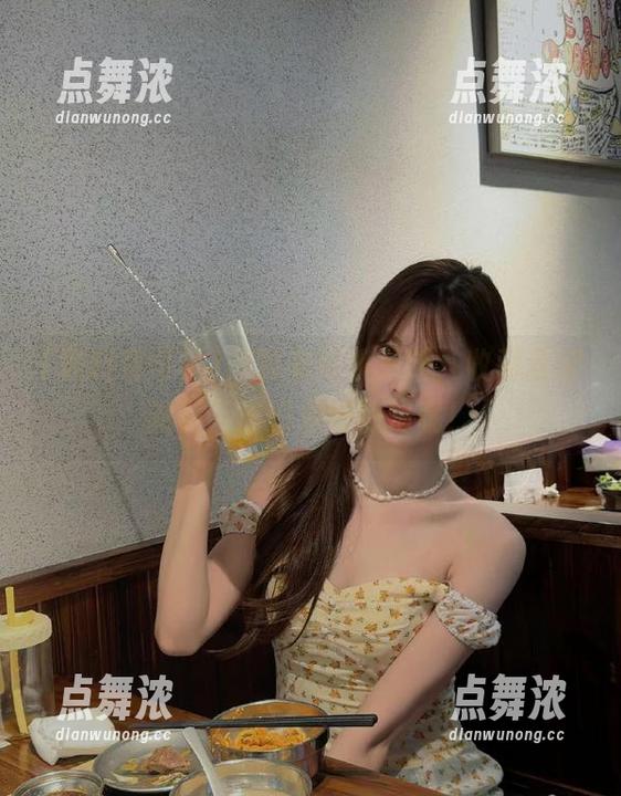 黑料老司机 黑料老司机更新,收藏这波新料,瓜田里好热闹呢!