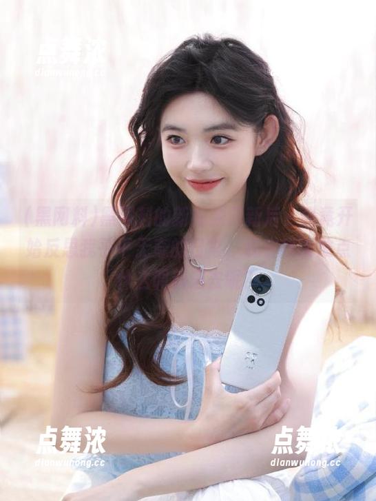 黑网料 黑网料的新视频更新后,我竟开始反思我平平无奇的日常,现在我该放点什么调料进去呢?